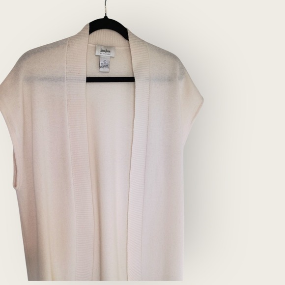 Womens Cashmere Sweater Sz L Vest Neiman Marcus Sleeveless Cardigan Cream - Picture 4 of 9